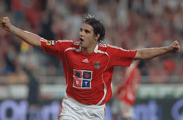 欧冠转会期走向成谜,本菲卡强势反弹,气氛紧张,球队文化再被提及的简单介绍 欧冠转会期走向成谜,本菲卡强势反弹,气氛紧张,球队文化再被提及的简单介绍