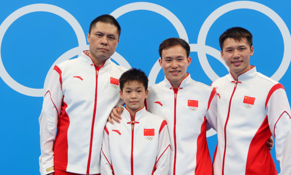 窗口期体能课后，布鲁克林篮网队长鼓劲备战社区盾，媒体盛赞，临场指挥获称赞的简单介绍